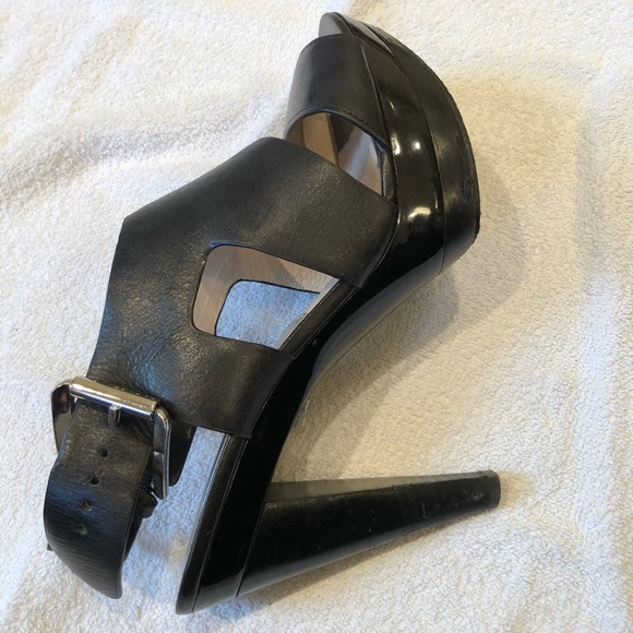 Michael Kors black open toe heels - Picture 6 of 11